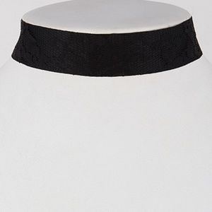 Black Lace Choker